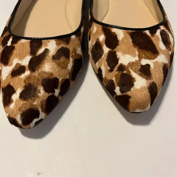 NIne West Women Size 6.5 Flats Leopard Leather Almond Toe Classic Preppy Nuetral - Picture 3 of 8